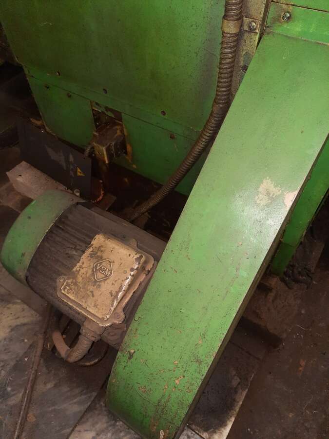 Токарный станок WMW Heckert DLZ-630 630*1000