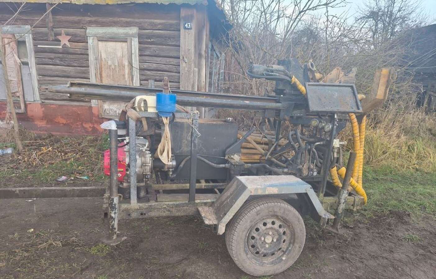 Буровая установка на базе прицепа