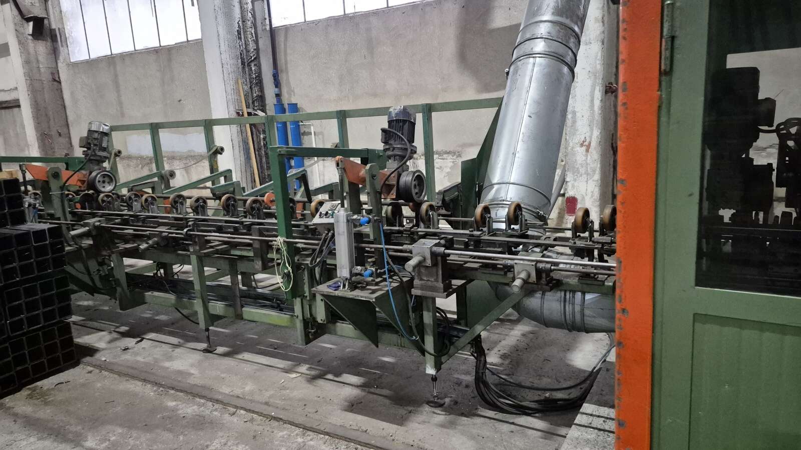 Шлифовальная установка поверхности круглых труб
