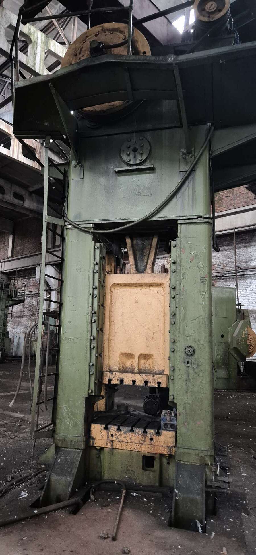 Пресс однокривошипный КВ2536, 40 тонн