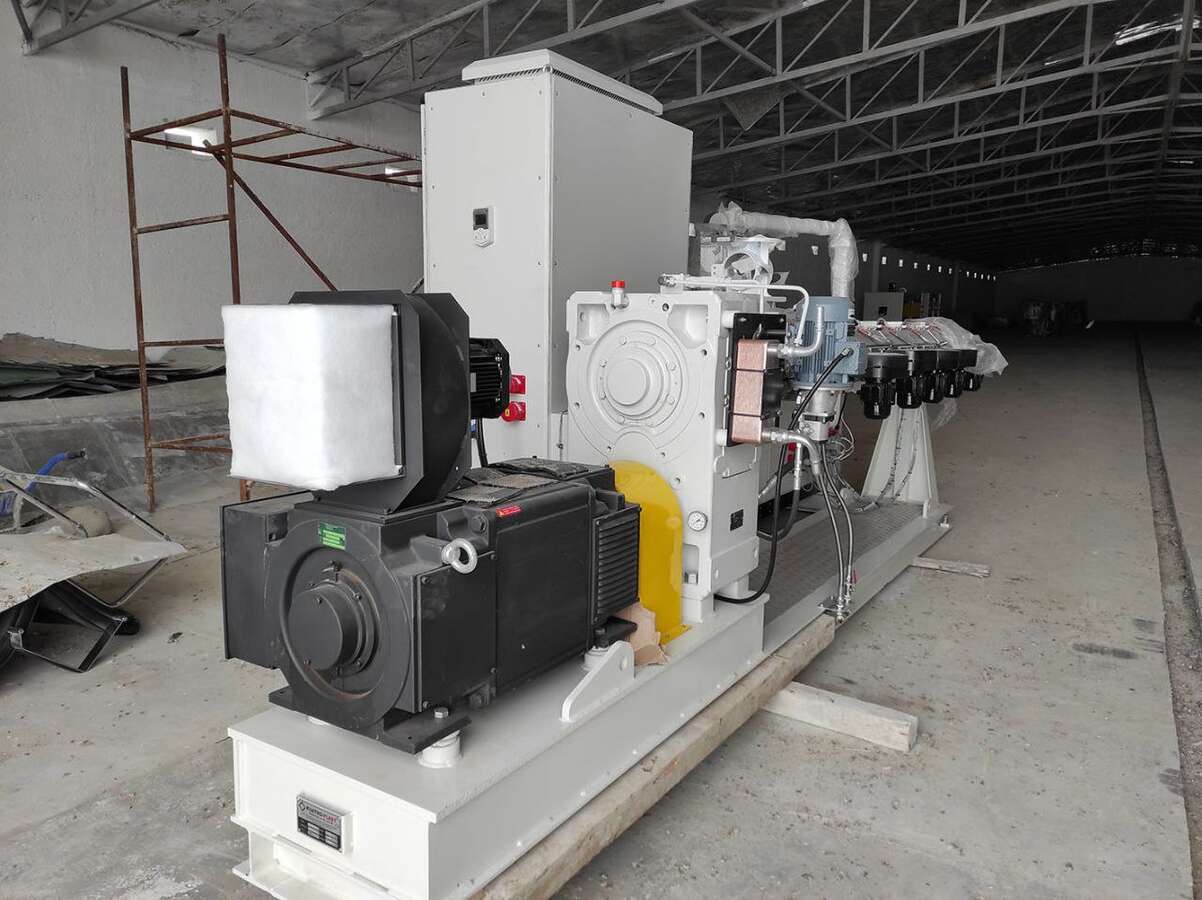 Линия полипропиленовых труб Kuatro Plast 90-37 D