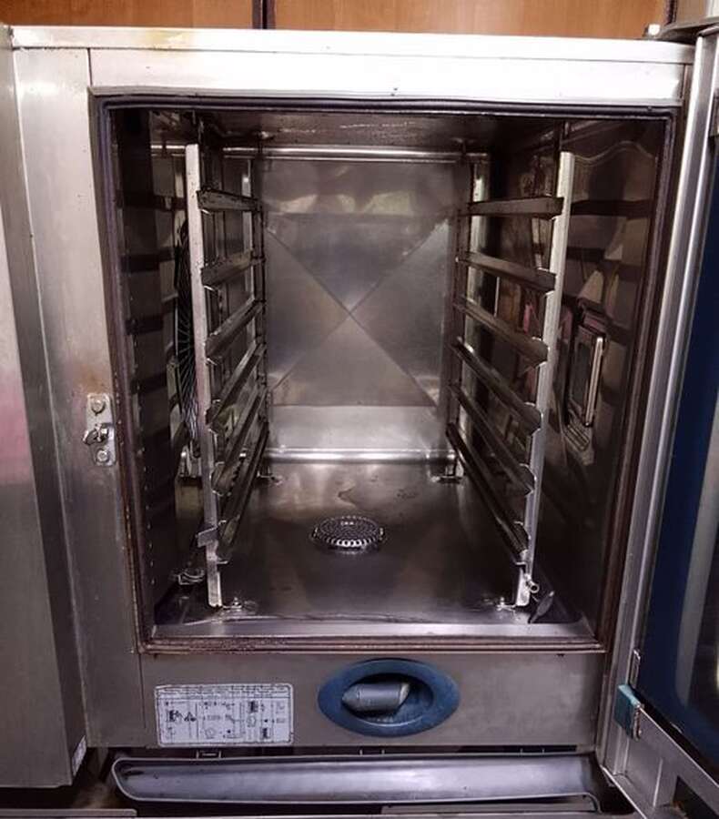 Пароконвектомат Rational COMBI