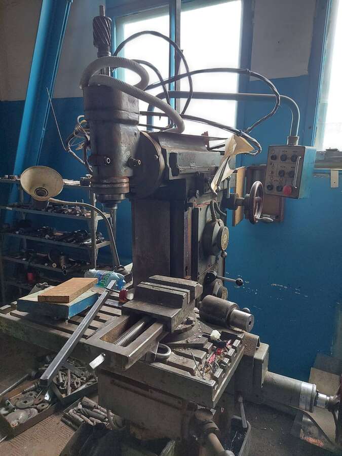 Станок фрезерный 6М76П