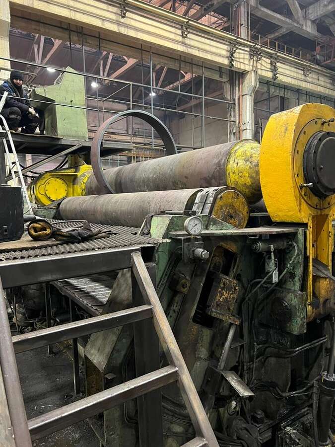 Машина листогибочная четырёхвалковая ИВ2426 Ф1