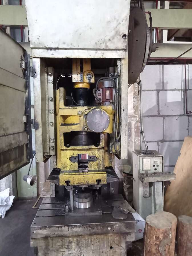 Пресс кривошипный КД2132, 160 тонн