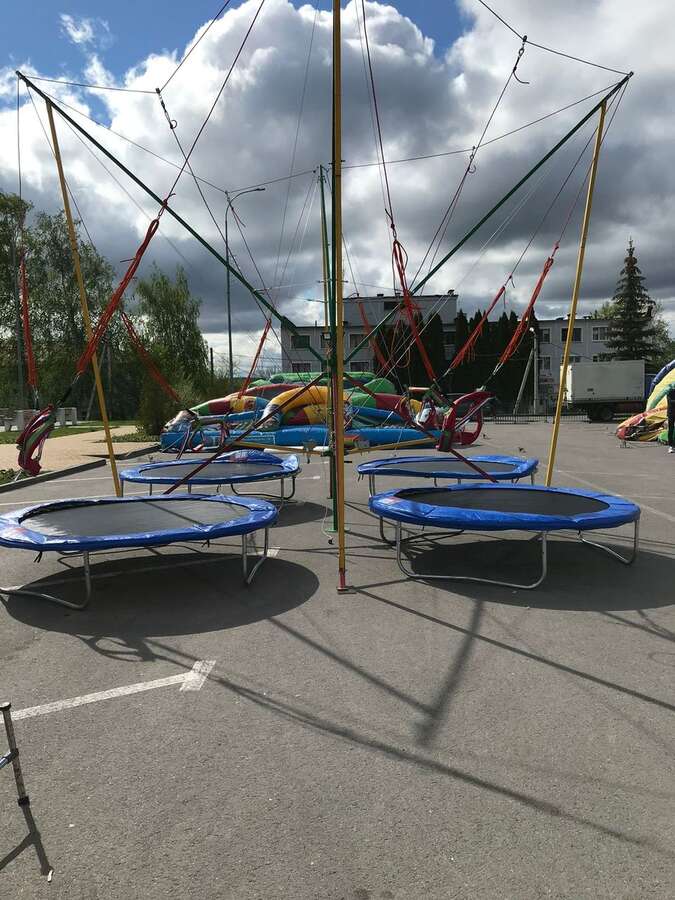 Аттракцион и батут Тарзанка