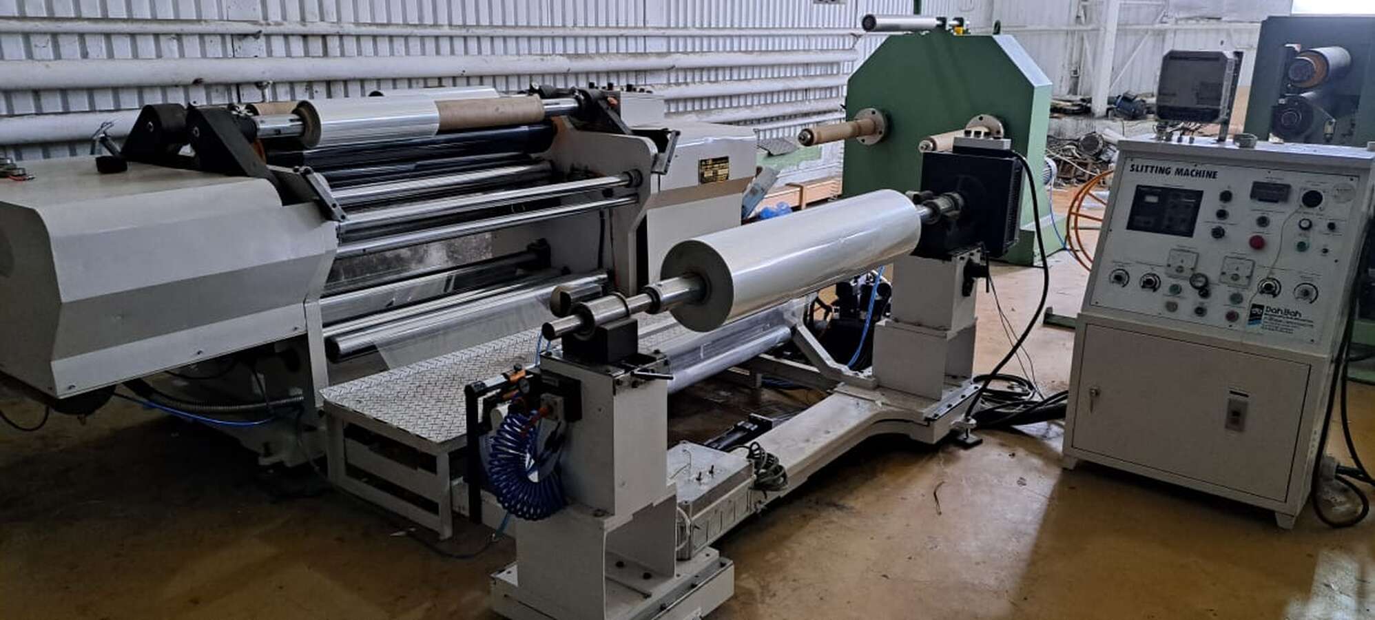 Бобинорезательная машина DAH BAH MACHINERY SLB