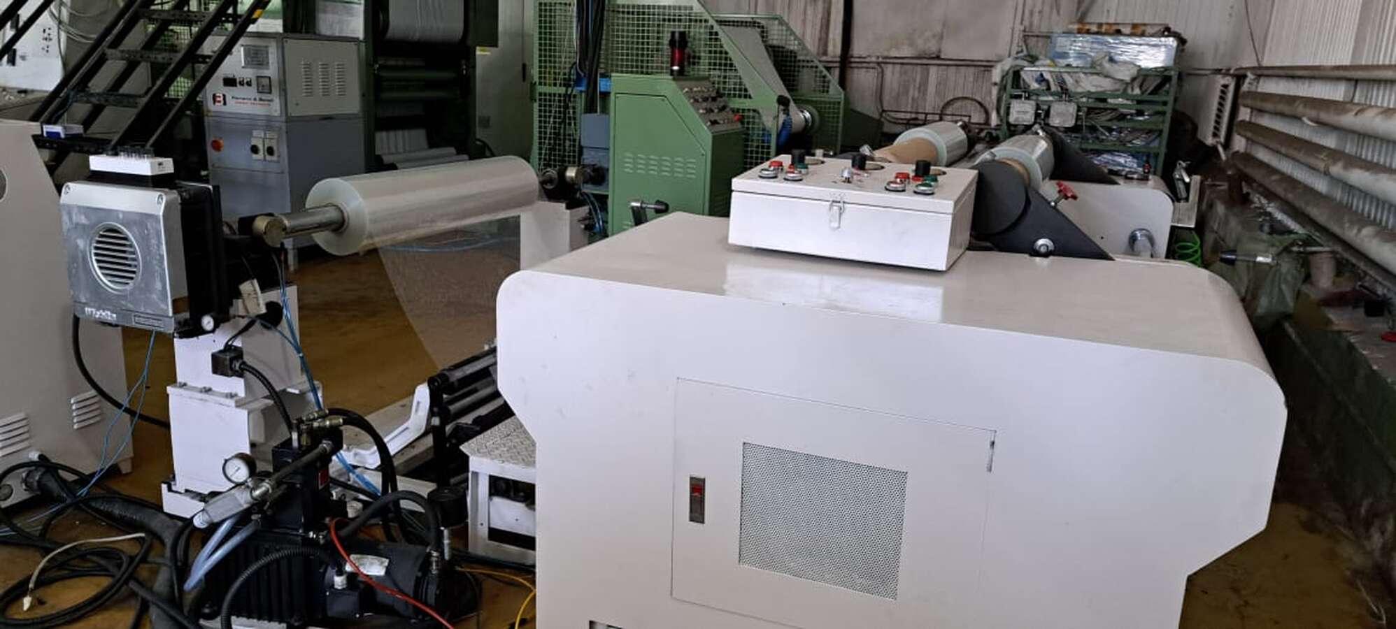 Бобинорезательная машина DAH BAH MACHINERY SLB