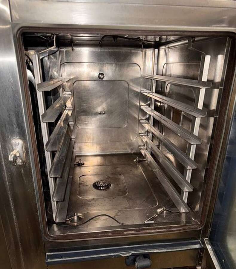 Пароконвектомат Rational ClimaPlus Combi