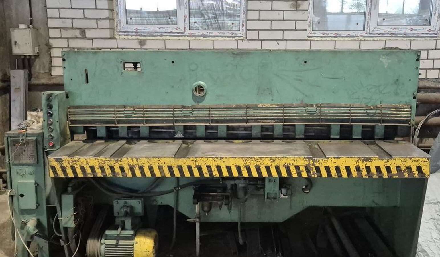 Ножницы гильотинные кривошипные НК3418