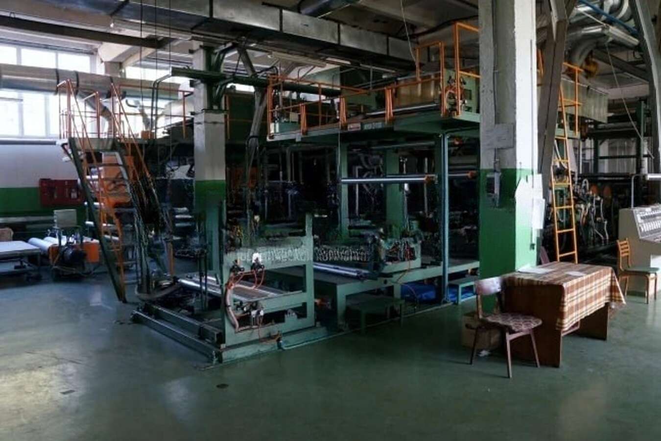 Линия по производству материалов для прозрачных настольных покрытий и искусственных кож