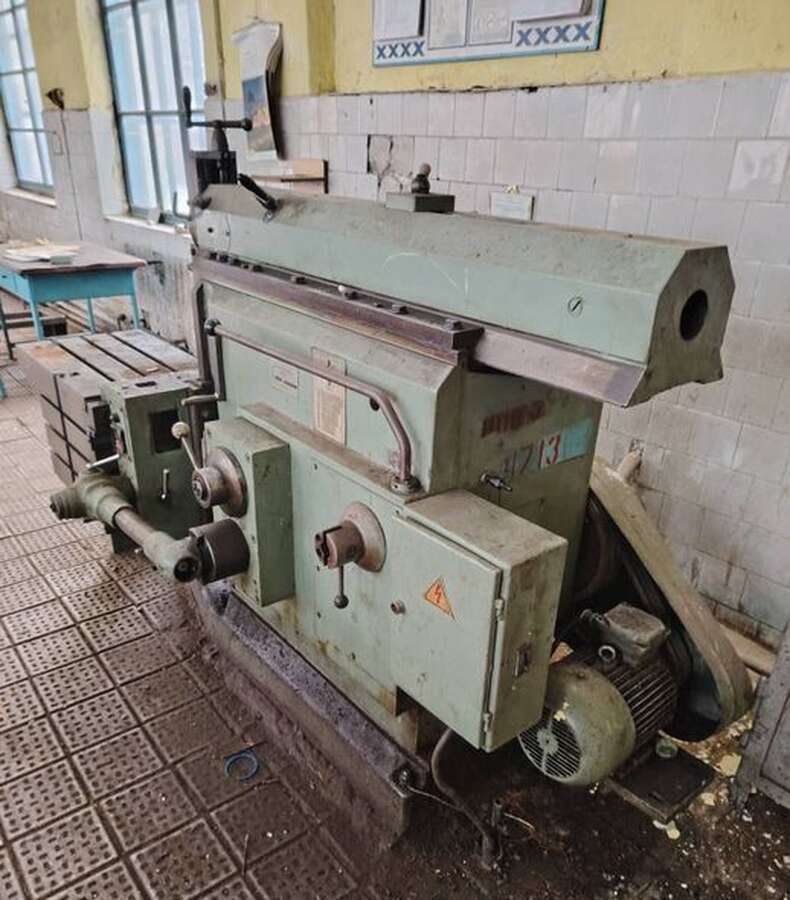 Станок поперечно-строгальный 7303