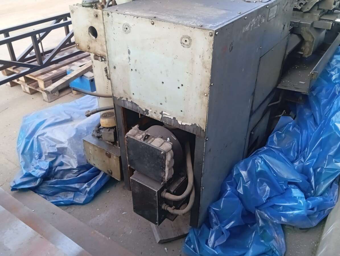 Станок токарный патронно-центровой 16Б16Т1С1
