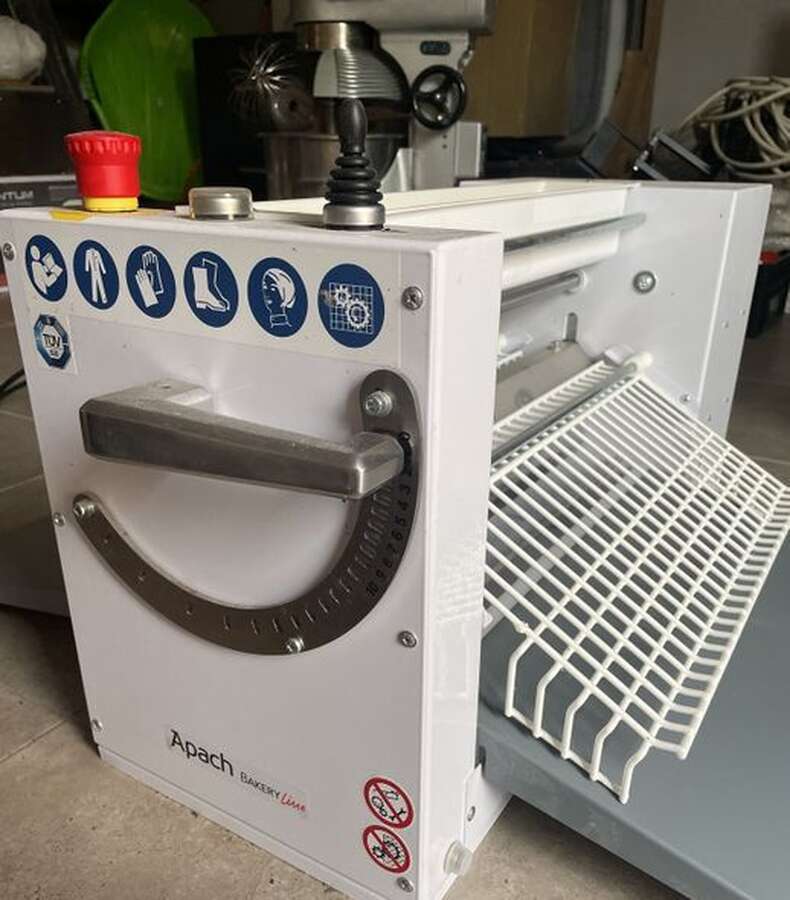 Тестораскаточная машина Apach bakery line ASH500
