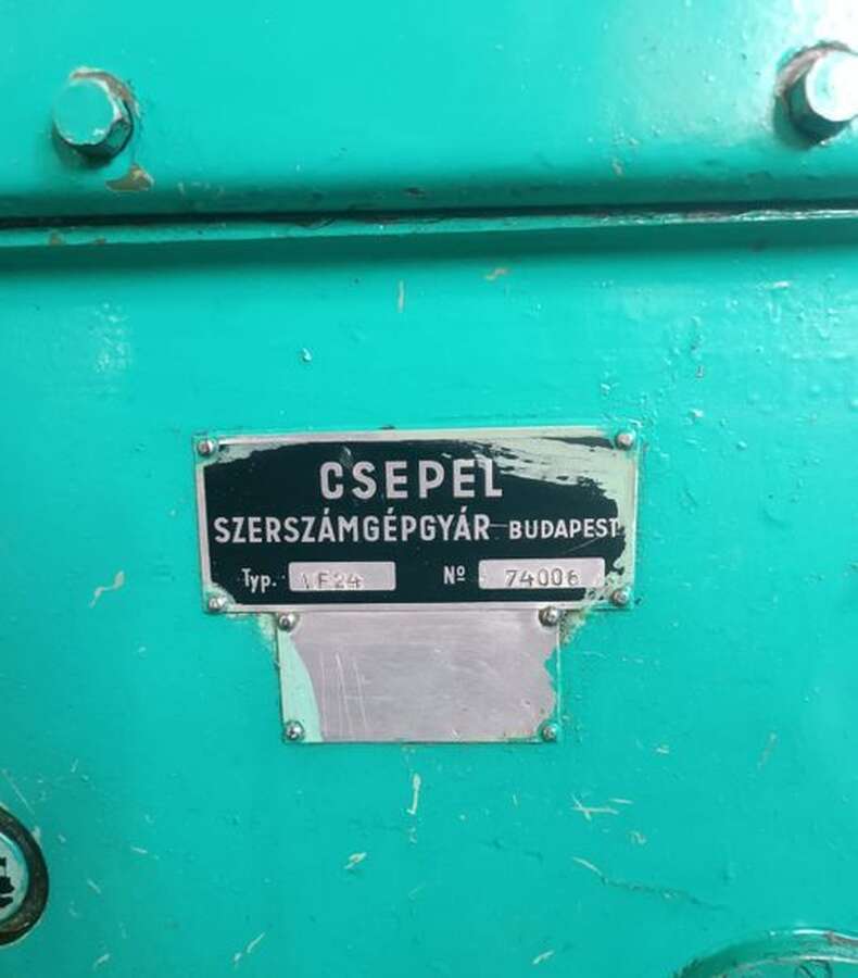 Станок фрезерный CSEPEL VF24