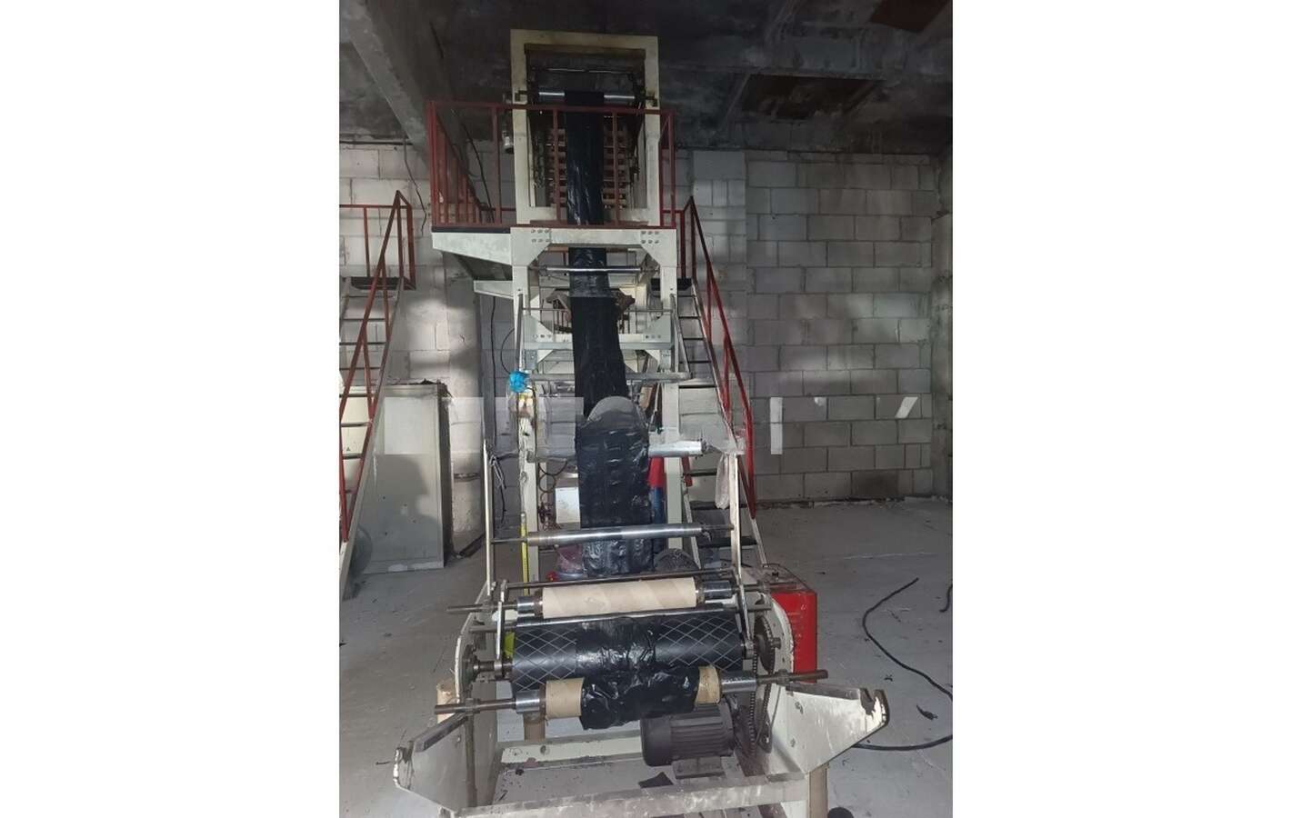 Экструдер высокого и низкого давления SJ-A50 600PE