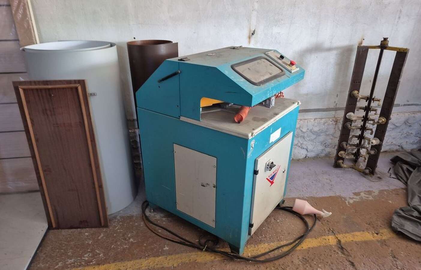 Углозачистной станок Yilmaz CA 601