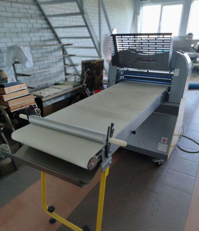 Тестораскатачная машина Flamic SF600VDX1600+PST