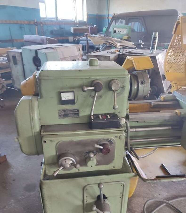 Станок токарно-винторезный 1А616