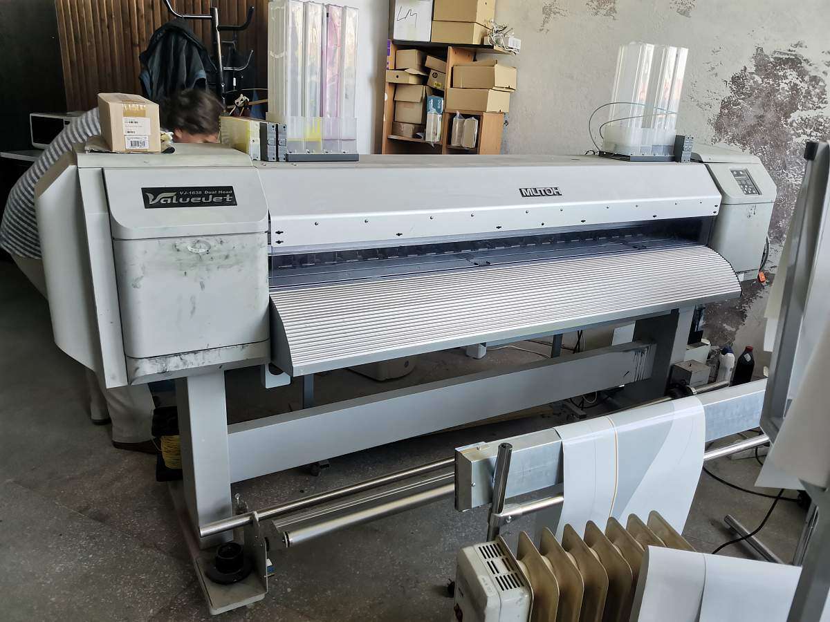 Широкоформатный принтер Mutoh ValueJet VJ-1638 Япония