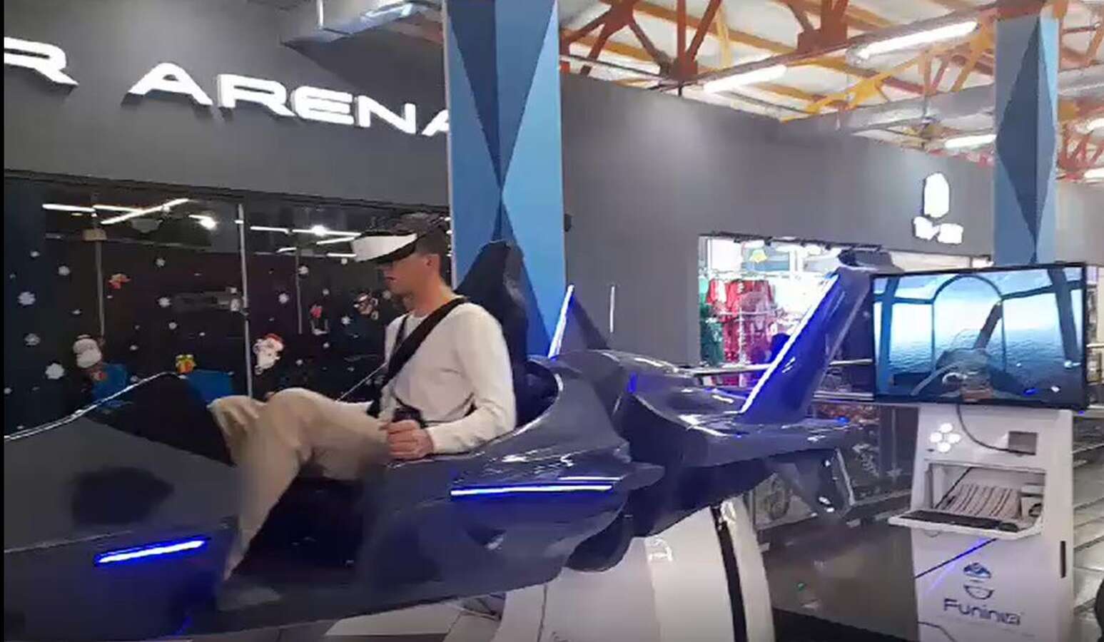 Симулятор виртуальной реальности полета Funin