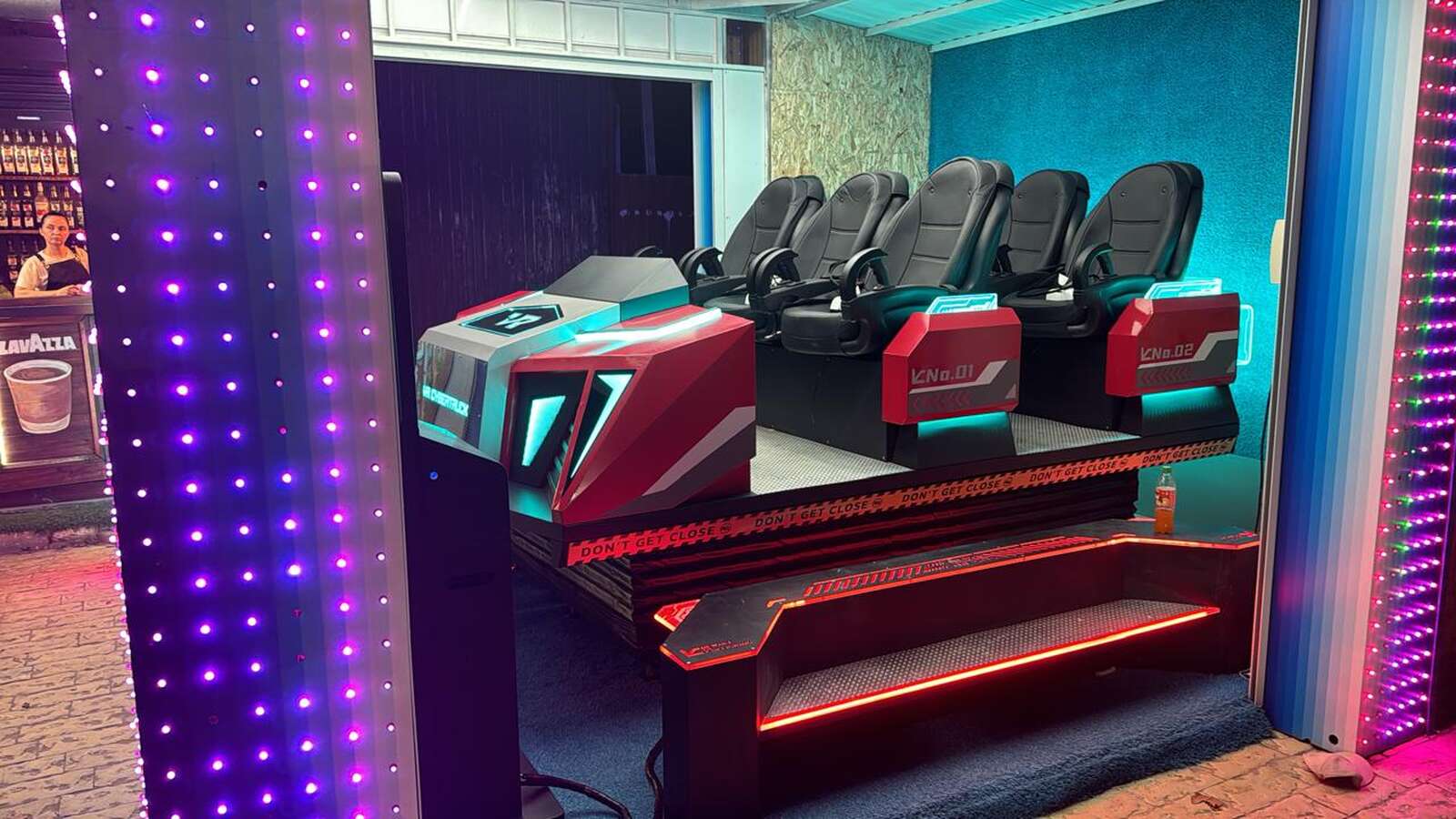 Симулятор виртуальной реальности VR Cybertruck