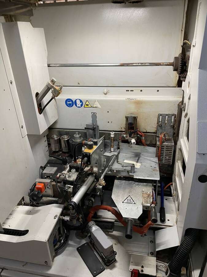 Кромкооблицовочный станок AKRON 1440A BIESSE