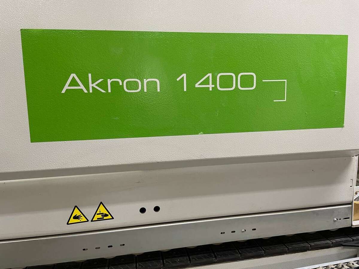 Кромкооблицовочный станок AKRON 1440A BIESSE