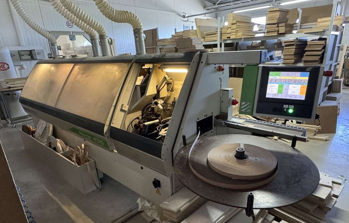 Кромкооблицовочный станок BIESSE AKRON 435