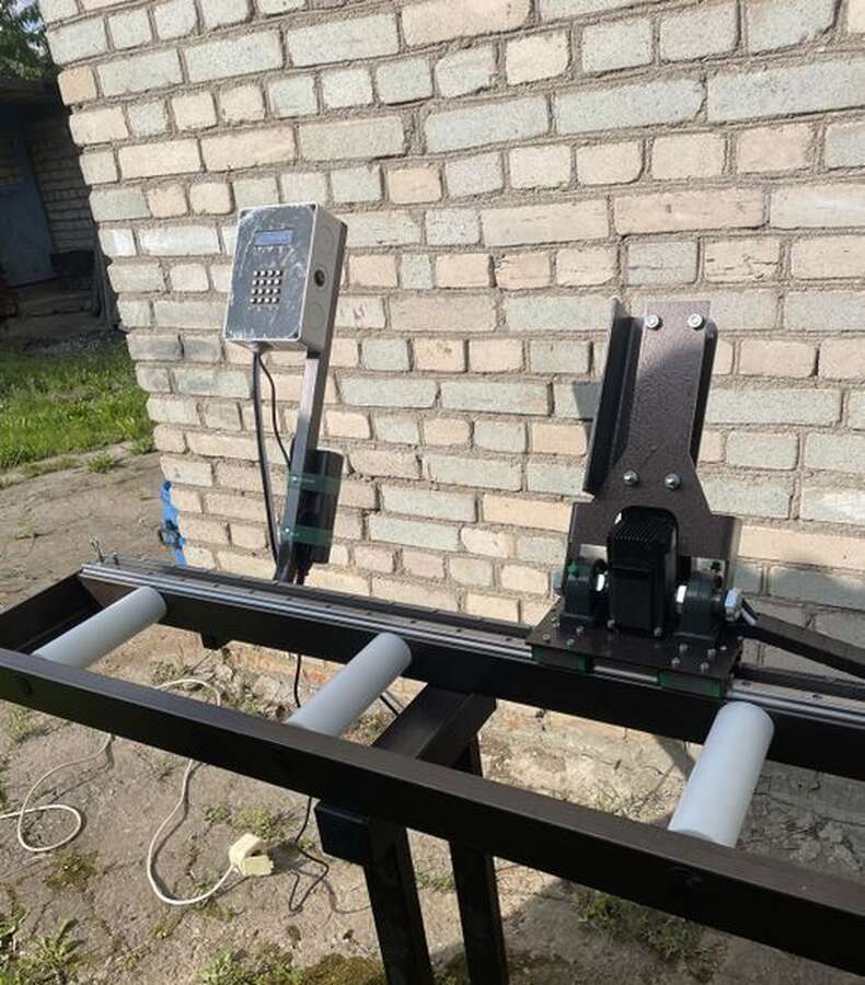 Рольганг с упором