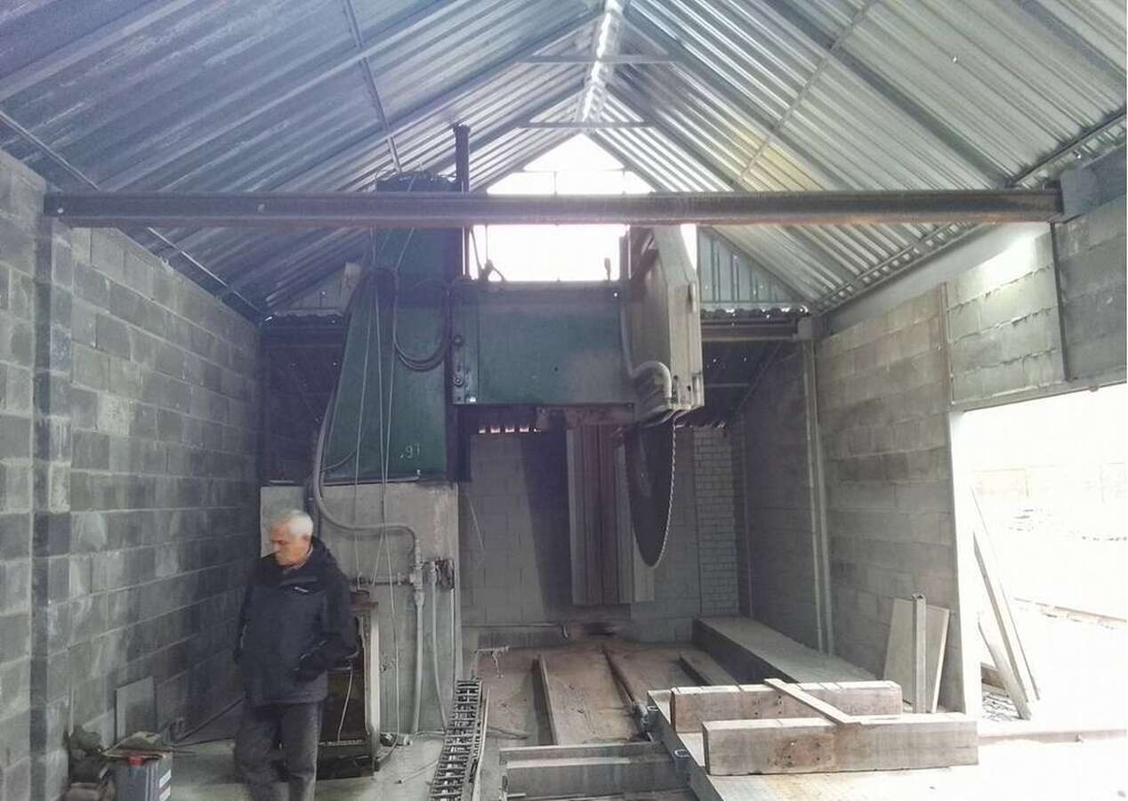 Дисковая пила распиловки гранитных блоков FIKERT