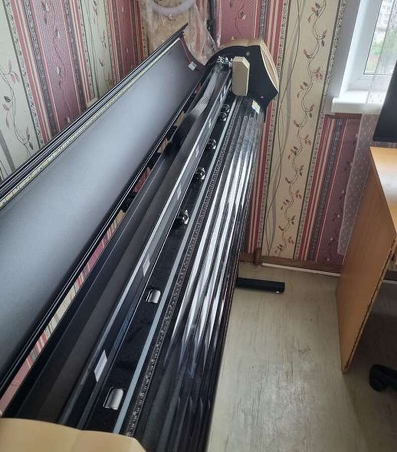 Плоттер режущий SturCut VH48 + Стенд подставка