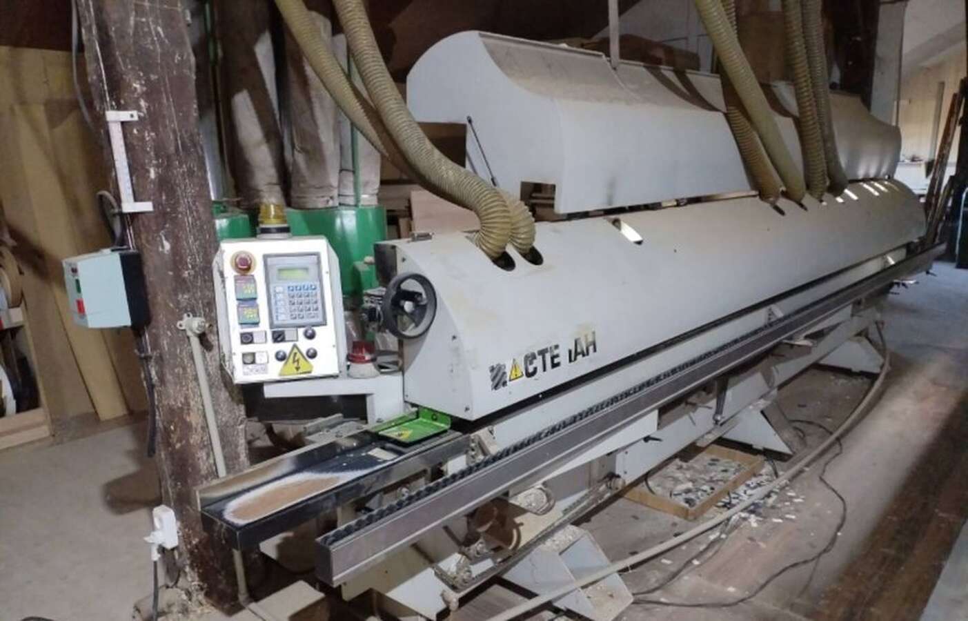 Кромкооблицовочный станок ARTECH ERGHO 6