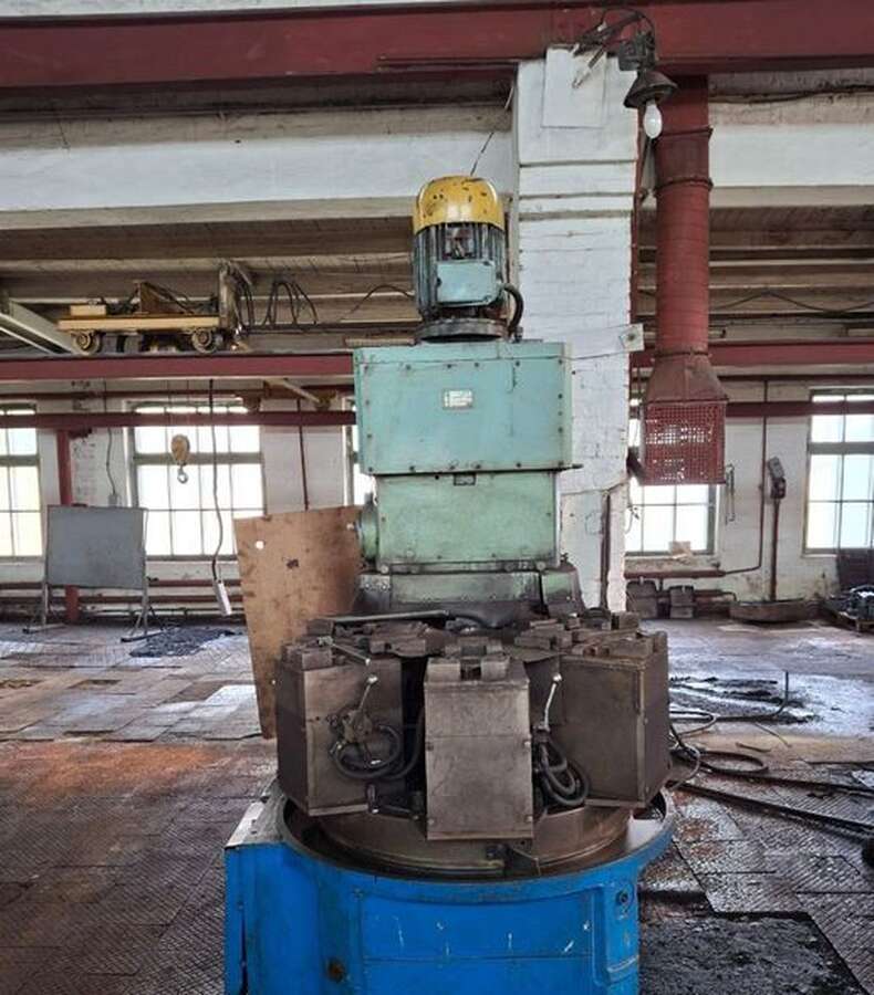 Карусельно фрезерный станок ГФ3210