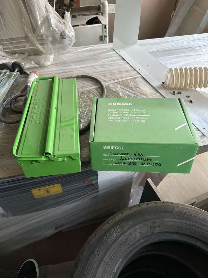 Сверлильно присадочный станок ЧПУ BIESSE Skipper V31