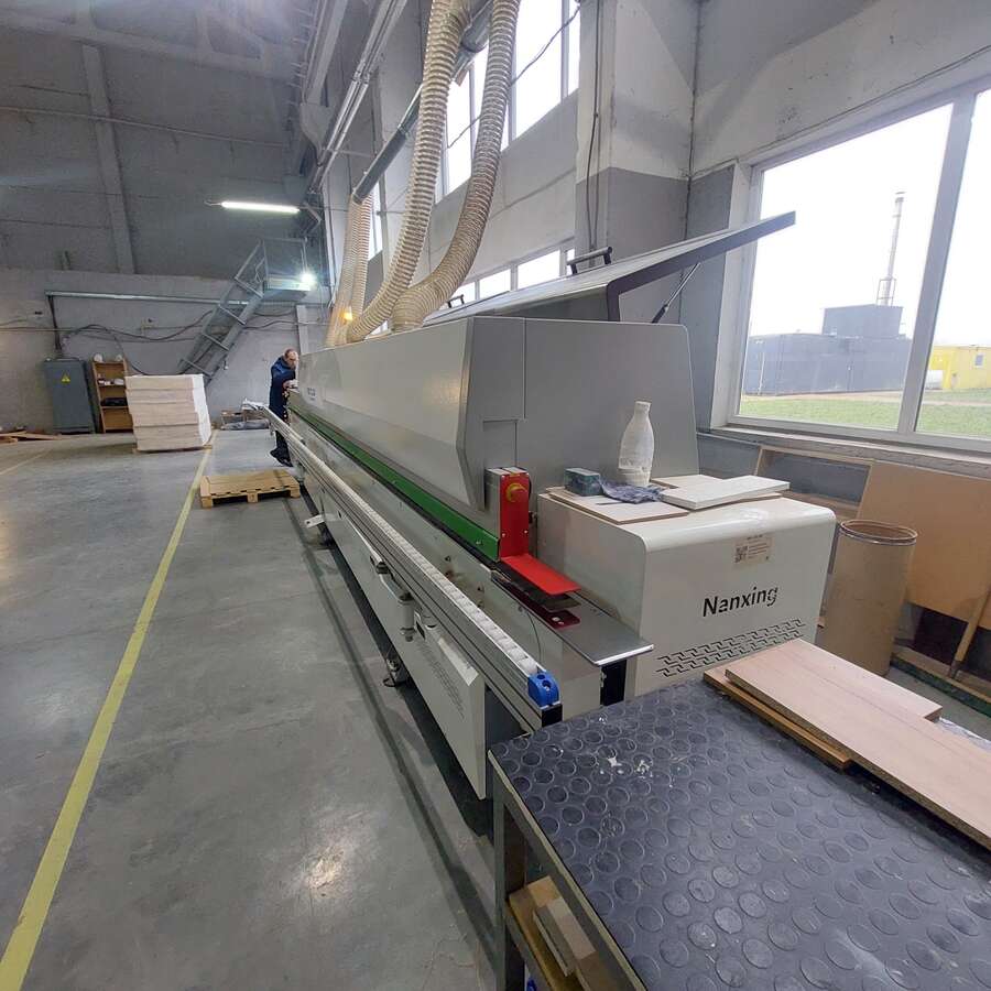 Кромкооблицовочный станок Nanxing NB7CJQ