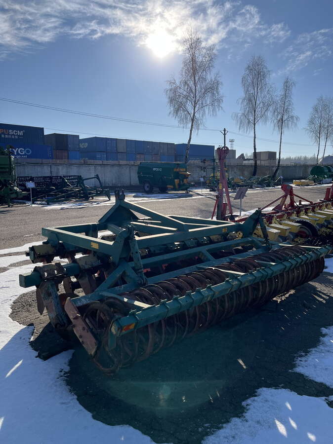 Агрегат почвообрабатывающий полунавесной АПН-3