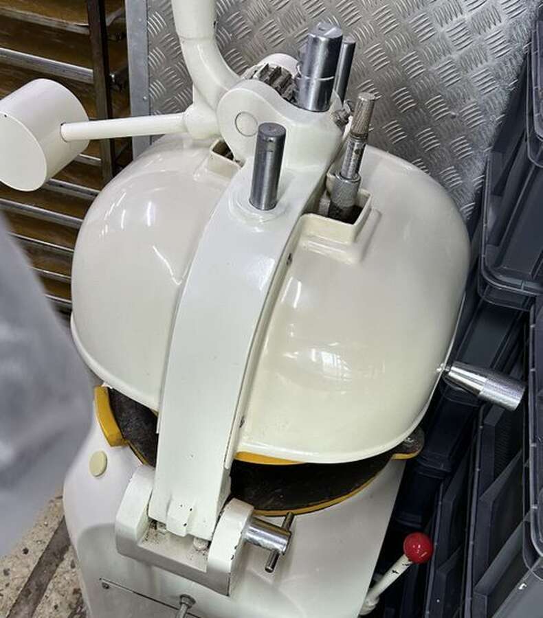Тестоделитель-округлитель Gastromix GR-30S