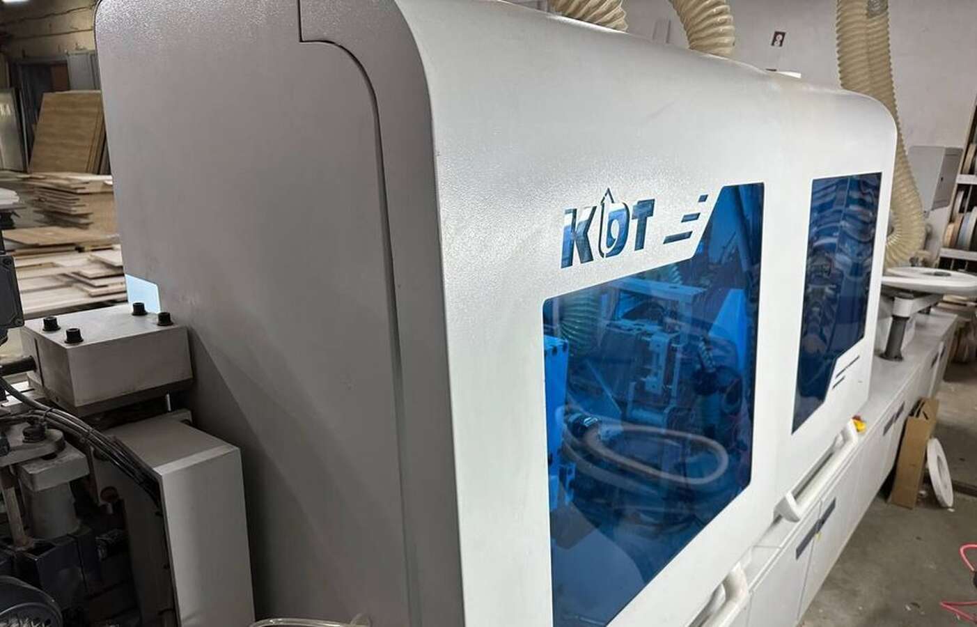 Кромкооблицовочный станок KDT KE-655JS