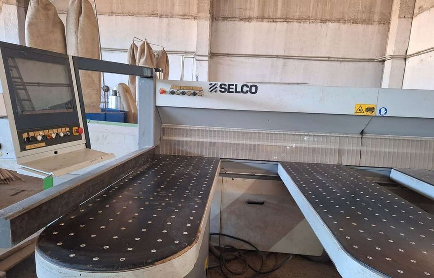 Форматно-раскроечный станок SELCO EB 95