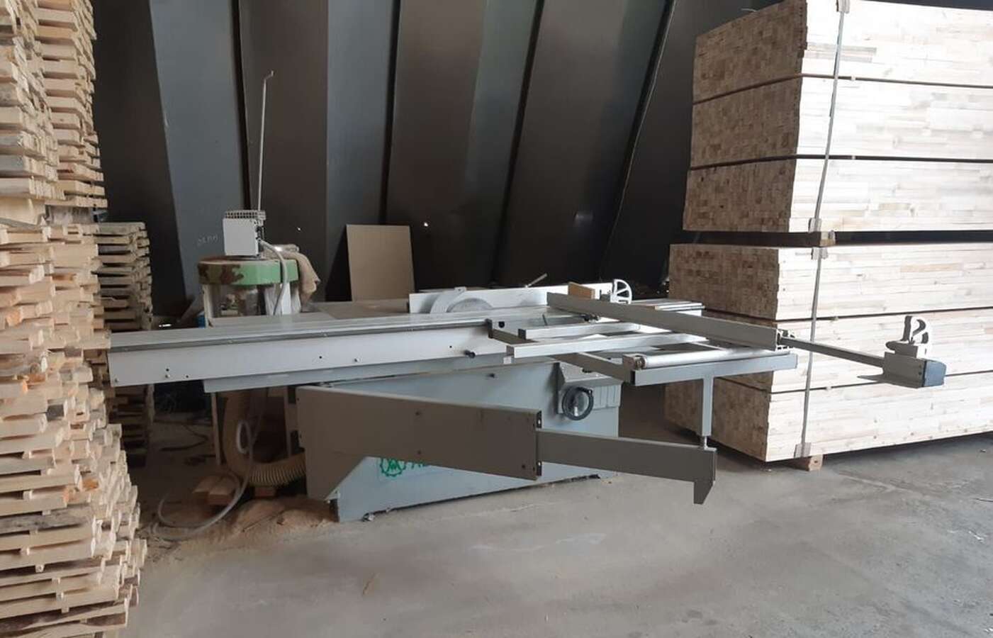 Форматно-раскроечный станок Altendorf C 90