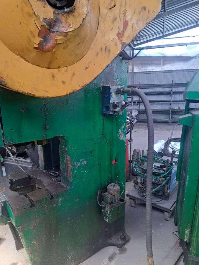 Пресс кривошипный КД2126К, 40 тонн