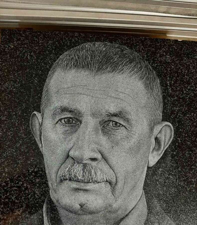 Планшетный гравировальный станок ART Stone 100