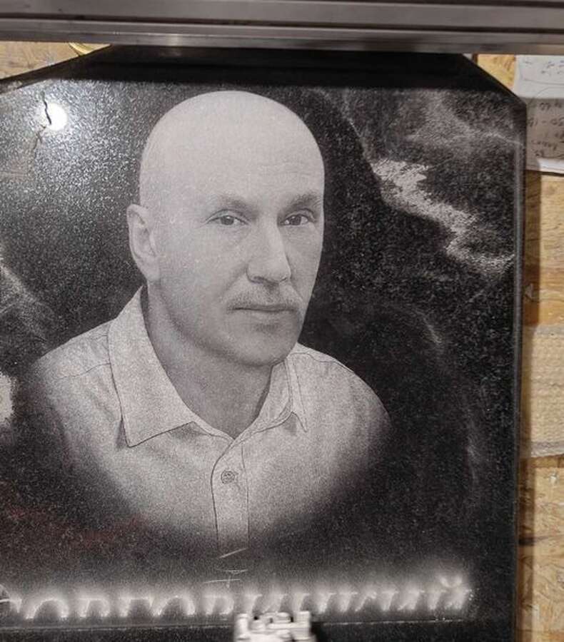 Планшетный гравировальный станок ART Stone 100