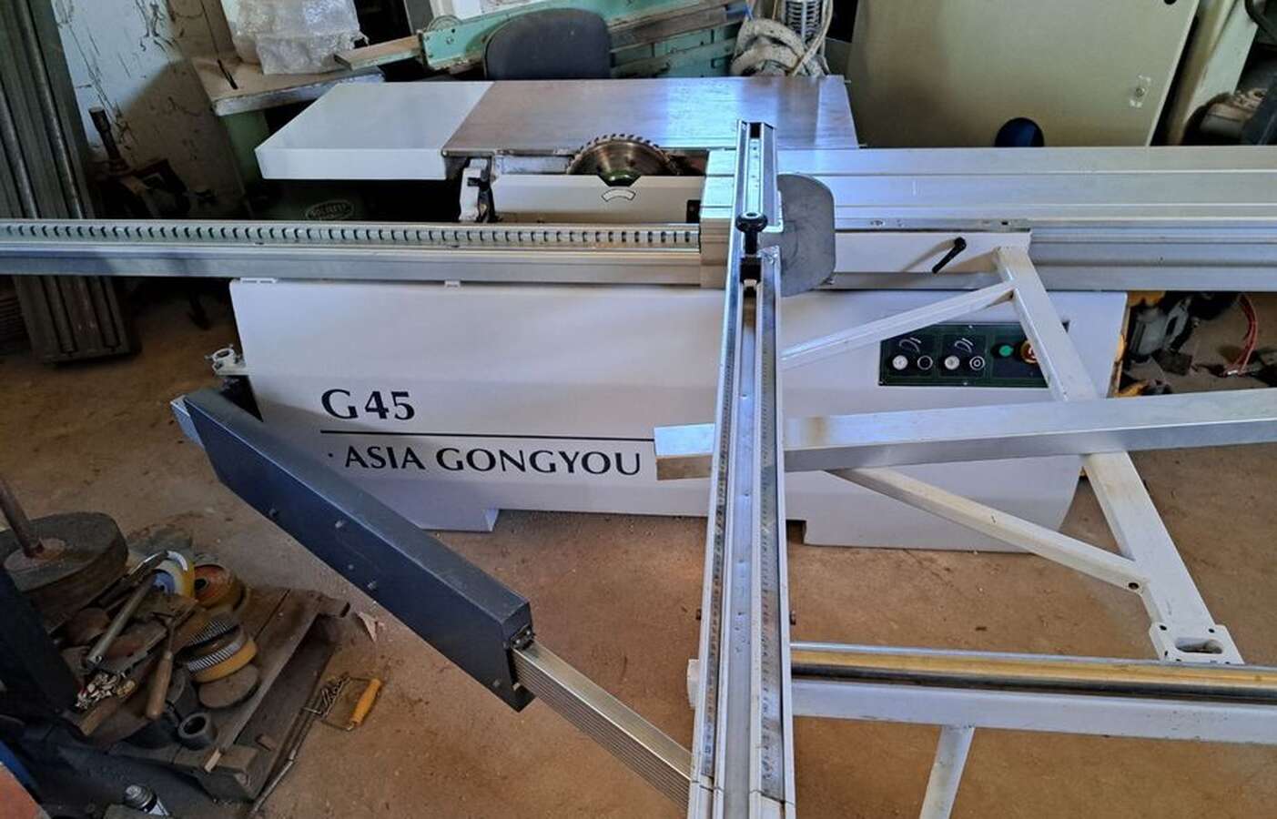 Форматно-раскроечный станок Asia Gongyou BJC1132G45