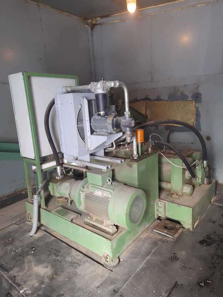 Брикетировочный пресс RUF 30/3700/100