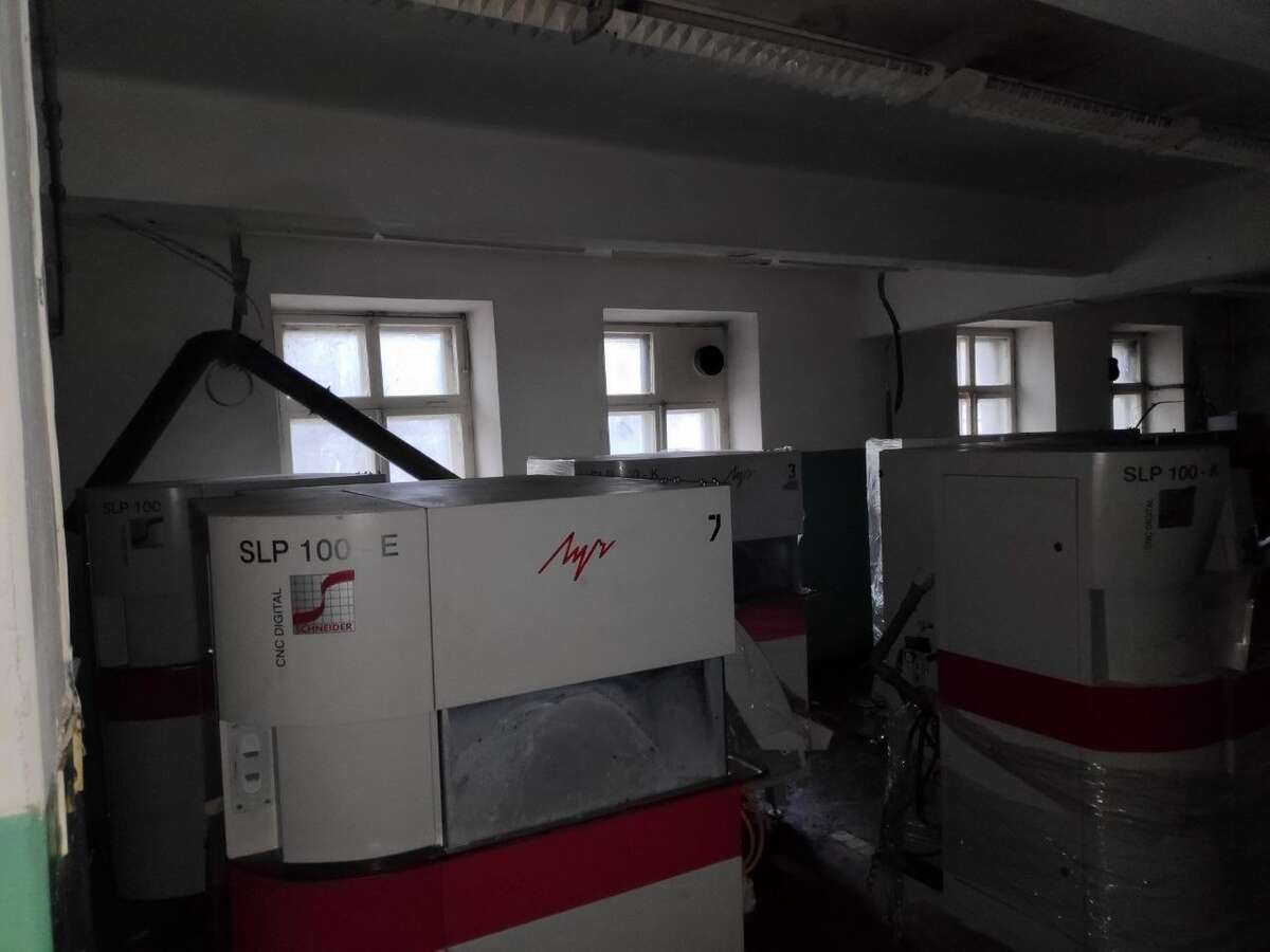 Линия для шлифовки и полировки оптического стекла