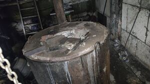 Печь для плавки металла и машина для литья алюминия под давлением