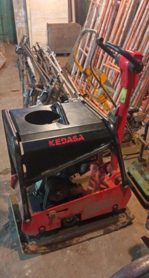 Реверсивная виброплита KEDASA TP400-4