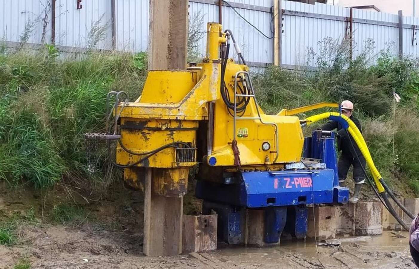 Сваевдавливающая установка Giken Silent Piler